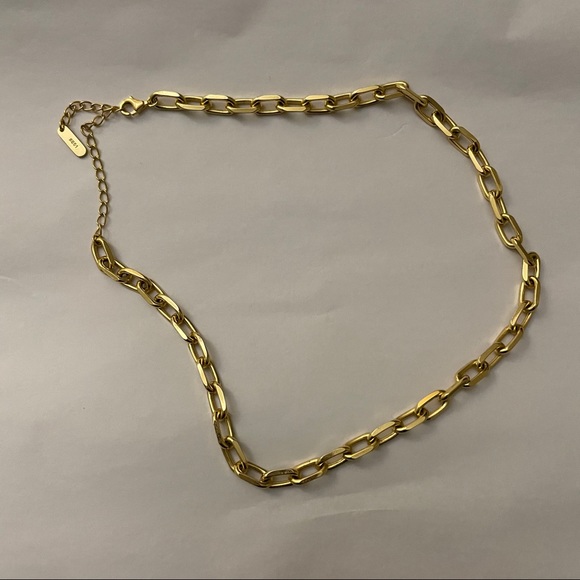 Chain Link Necklace - Picture 4 of 6